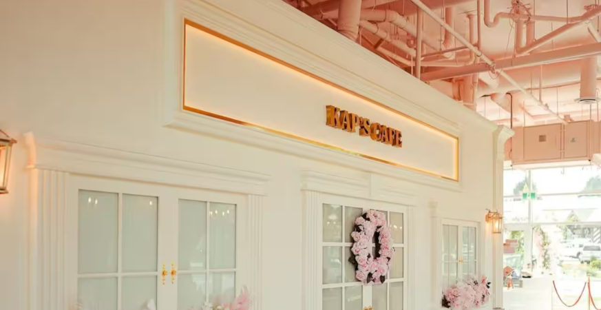 Kapil Sharma Opens Dreamy Café in Surrey