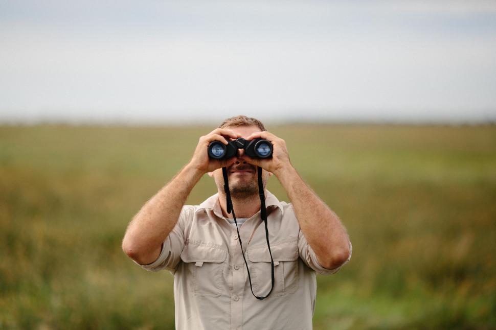 Explore Surrey this summer with curated experiences from whisky tasting to birdwatching. Support local while having unforgettable fun.