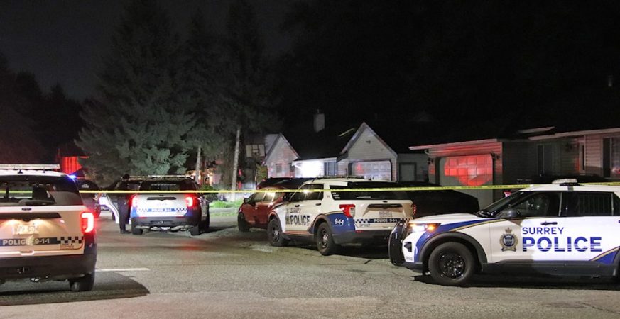 Man hospitalized after Surrey stabbing; suspect arrested