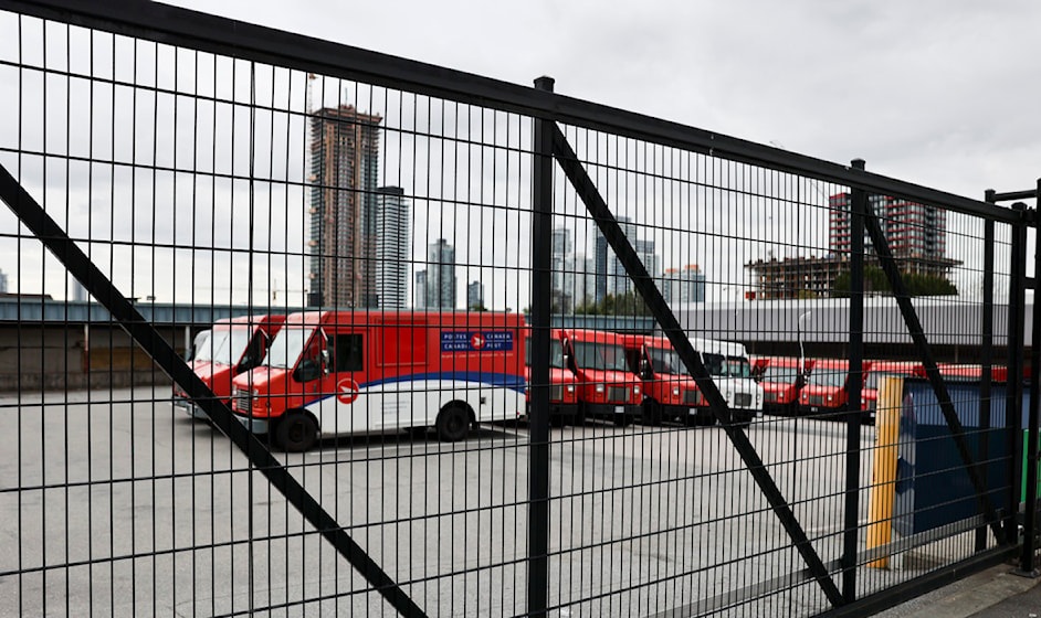 Surrey Postal Workers Walk Picket Lines Amid National Strike