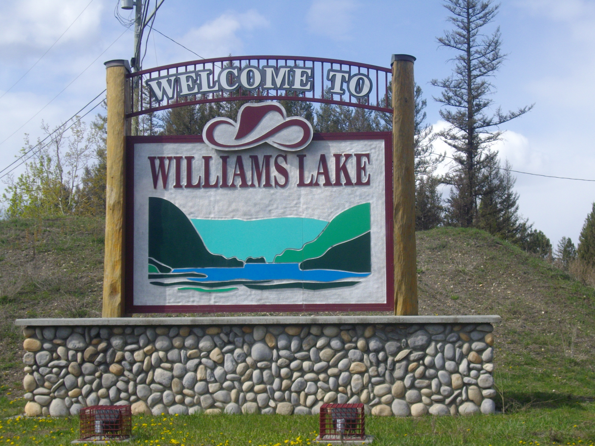 Williams Lake Evacuees Rise as Wildfire Evacuation Expands