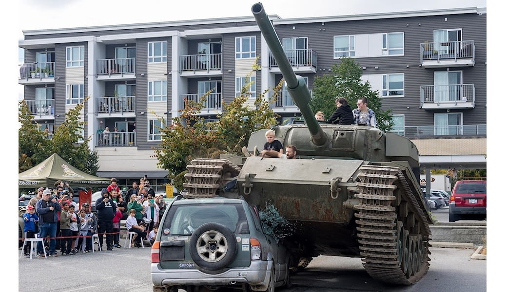 Centurion Tank Thrills Crowd at Cloverdale Legion