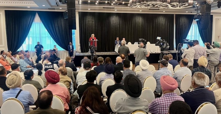 Hundreds packed a public safety forum related to extortions in Surrey